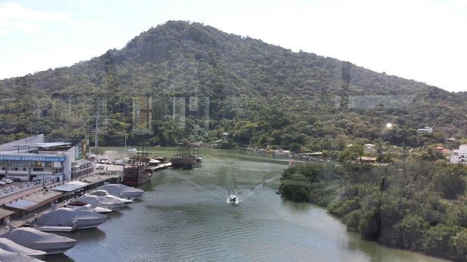 Balneário CamboriúApe Da Monicaアパートメント エクステリア 写真